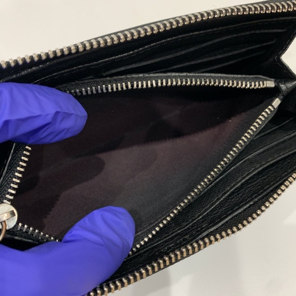 Givenchy Black L Zip Around Sku#85522 (Gently used, corners tearing) - Picture 11 of 15